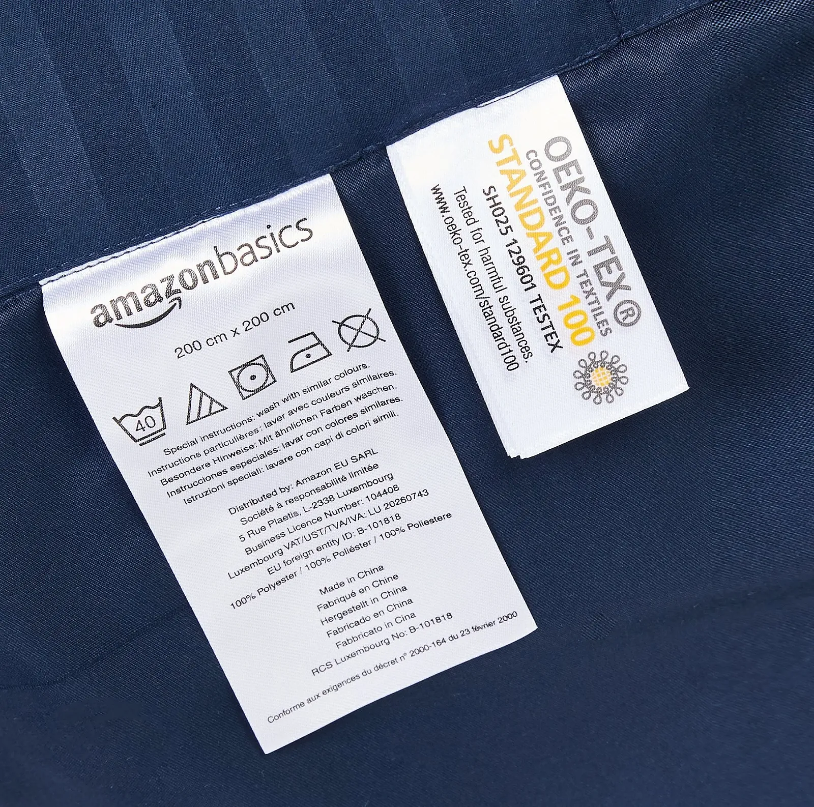 Комплект постельного белья из микрофибры Amazon Basics Deluxe, темно-синяя полоска, фото №6