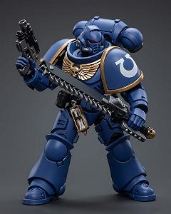 Фигурка JoyToy 40K Space Marine Ultramarines Intercessors 1:18, 10 см synthetic.ua - Фото 1