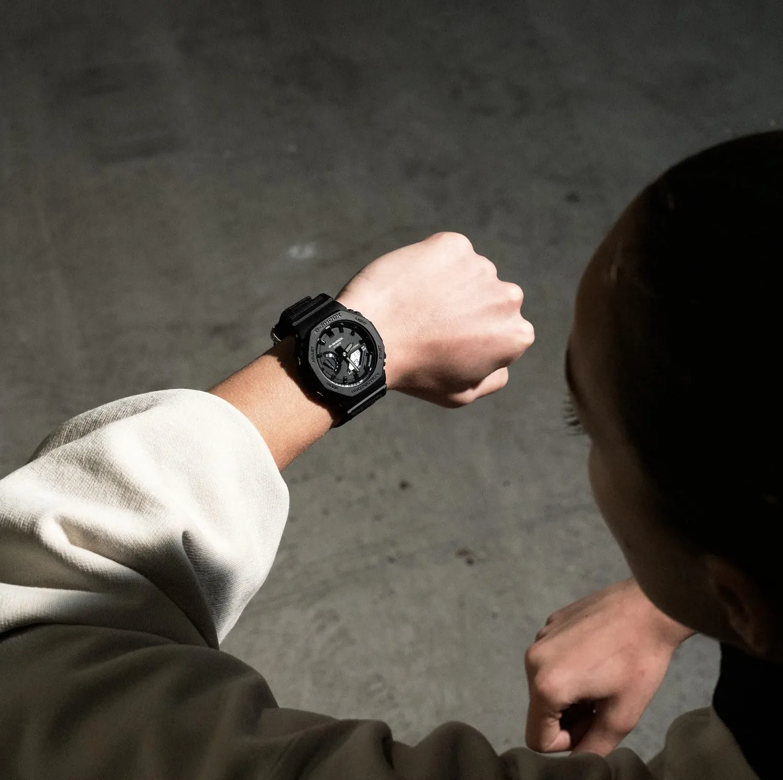 Часы Casio GA-2100BCE-1AER, черный, One size fits all, Ремешок, фото №6 Часы Casio GA-2100BCE-1AER, черный, One size fits all, Ремешок, фото №6