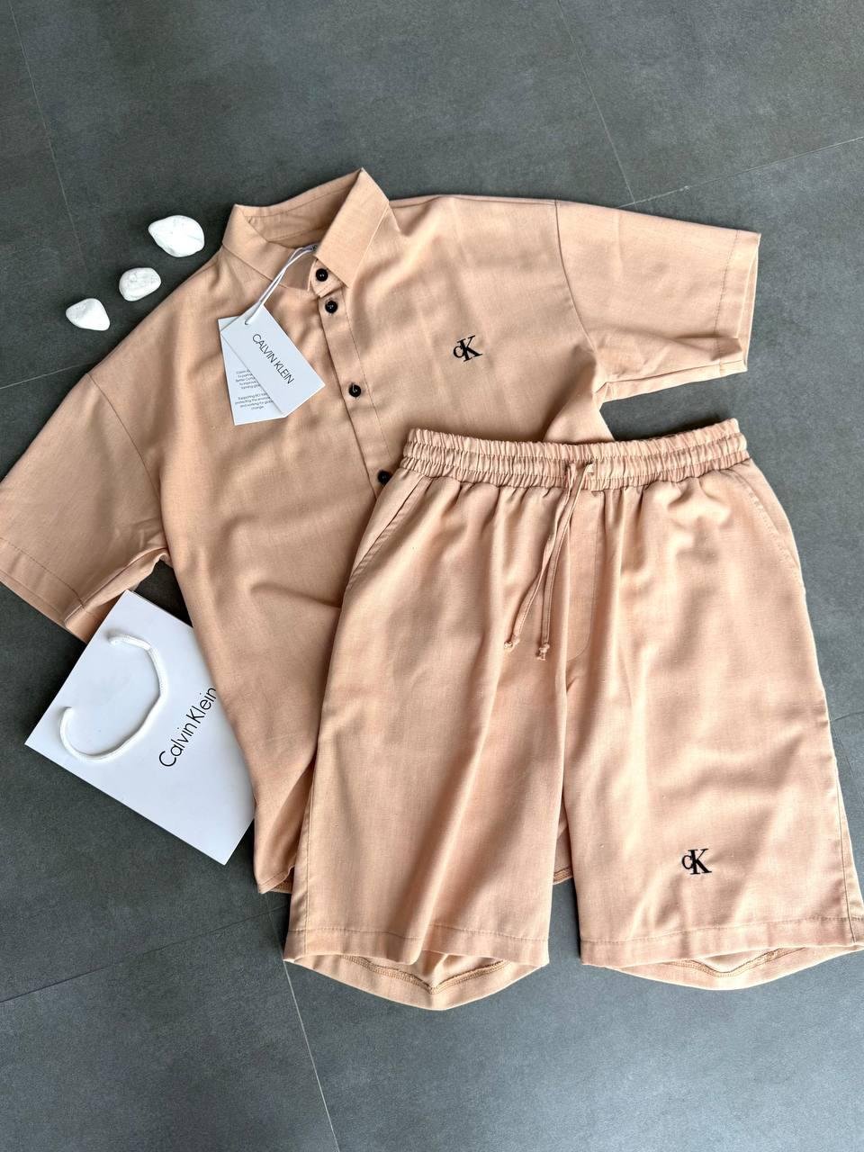 Чоловічий комплект на літо з льону Calvin Klein бежевий, фото №4