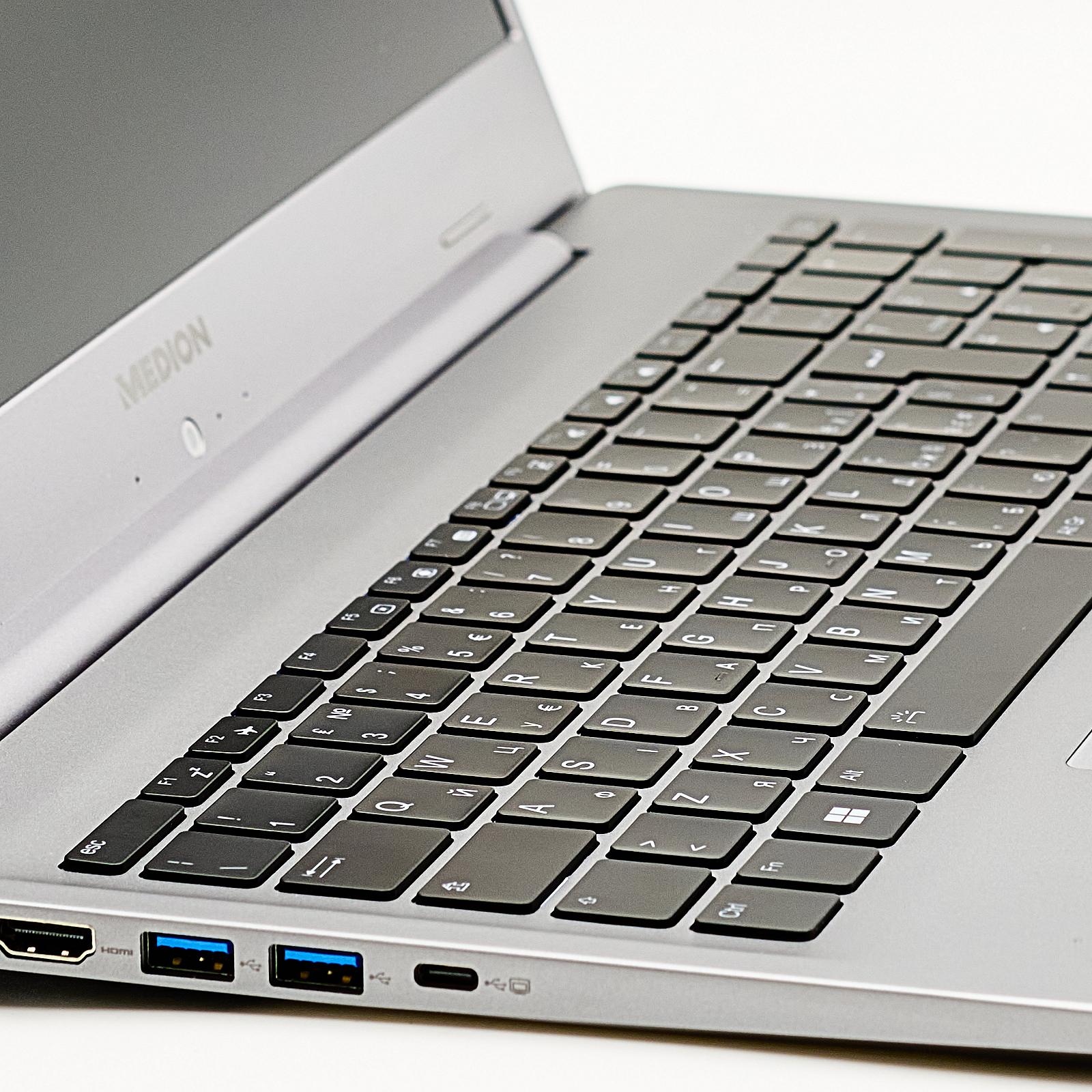 Игровой ноутбук Medion Akoya P17609 Intel Core i7-1165G7 RAM 32 ГБ SSD 512 ГБ + HDD 1 ТБ Nvidia GeForce Win10, фото №2