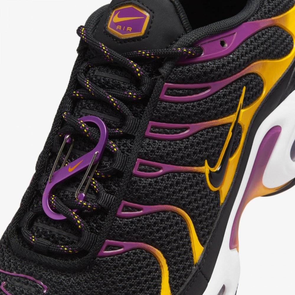 Кросівки бігові Nike Air Max Plus University 40.5, фото №1