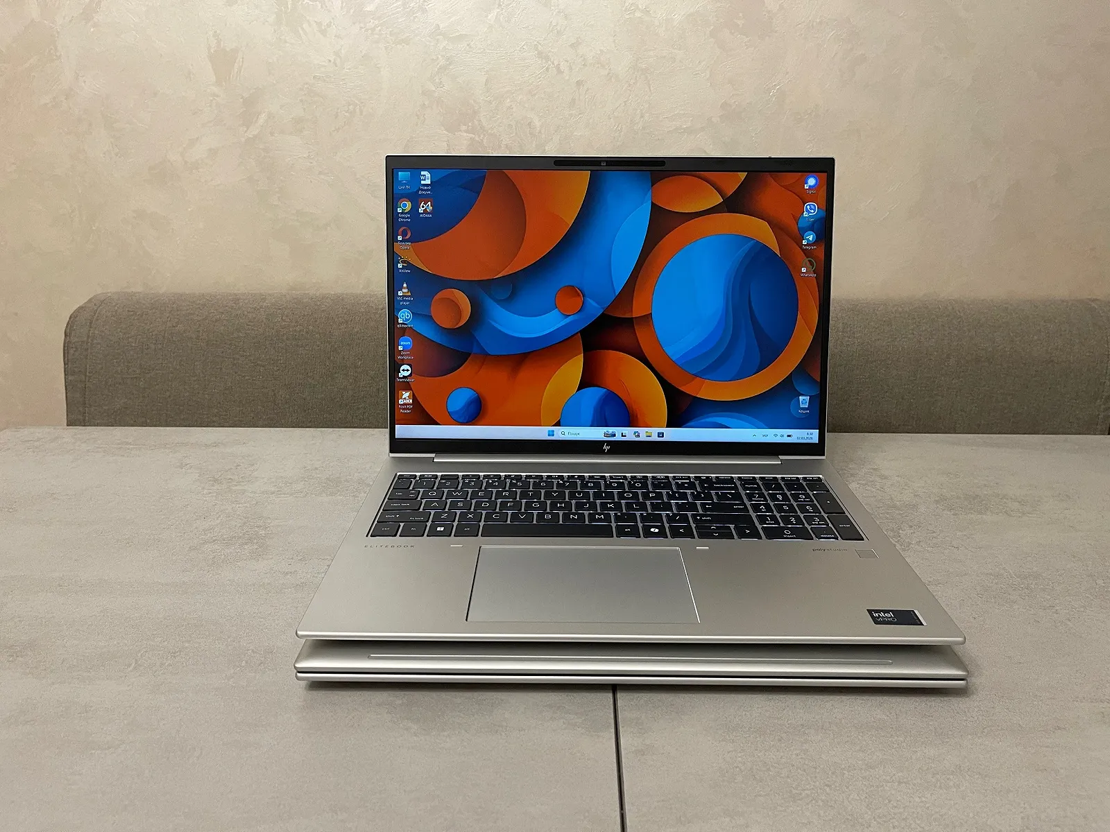 Ультрабук HP EliteBook 860 G11, 16" FHD IPS, Ultra 7 165U, 16GB, 512GB SSD, фото №1