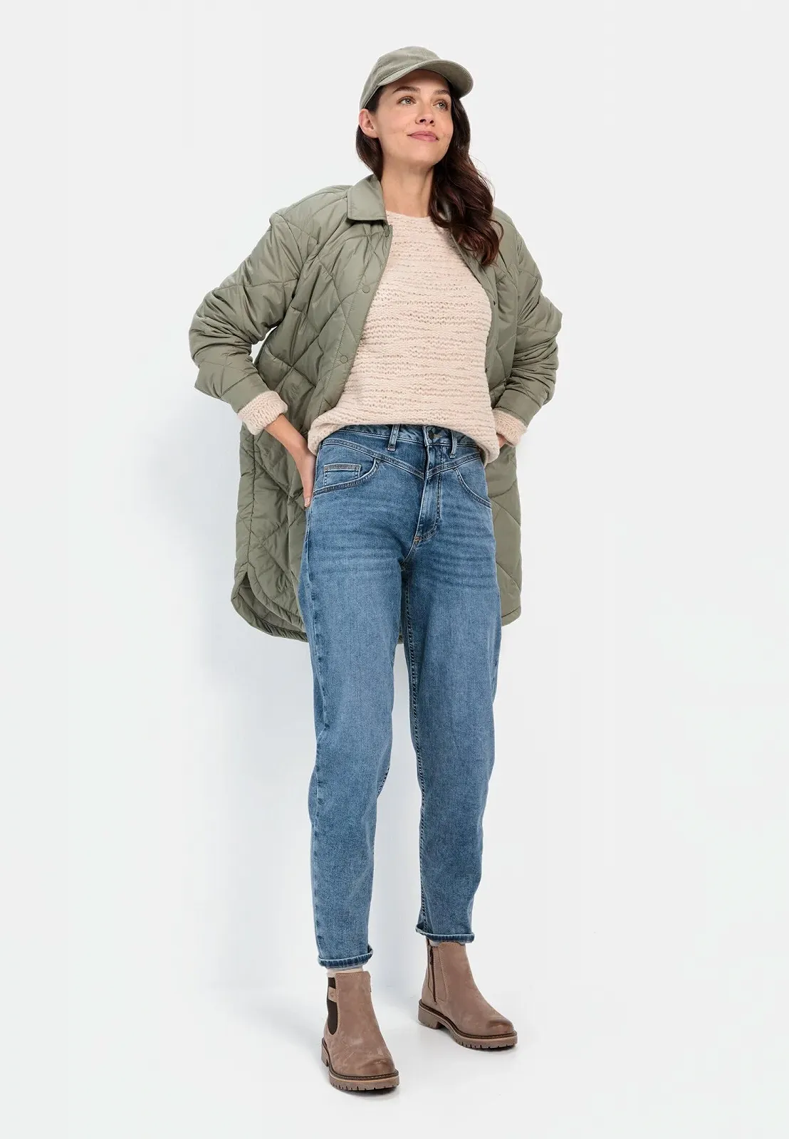 Жіноче пальто camel active з переробленого поліестеру стьобане, фото №4 Жіноче пальто camel active з переробленого поліестеру стьобане, фото №4