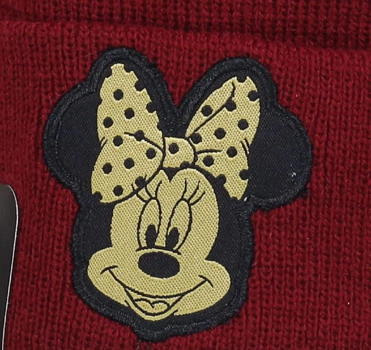 Шапка с отворотом New Era Charecter Minnie Mouse Молодежная Cardinal/Gold Для девочек, фото №3 Шапка с отворотом New Era Charecter Minnie Mouse Молодежная Cardinal/Gold Для девочек, фото №3