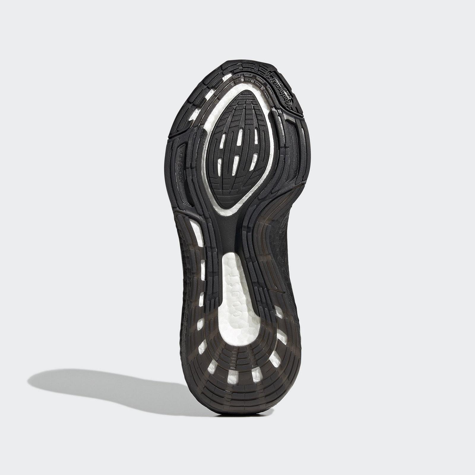 Кроссовки Adidas Ultraboost 22 Shoes Размер 39 1/3, фото №3