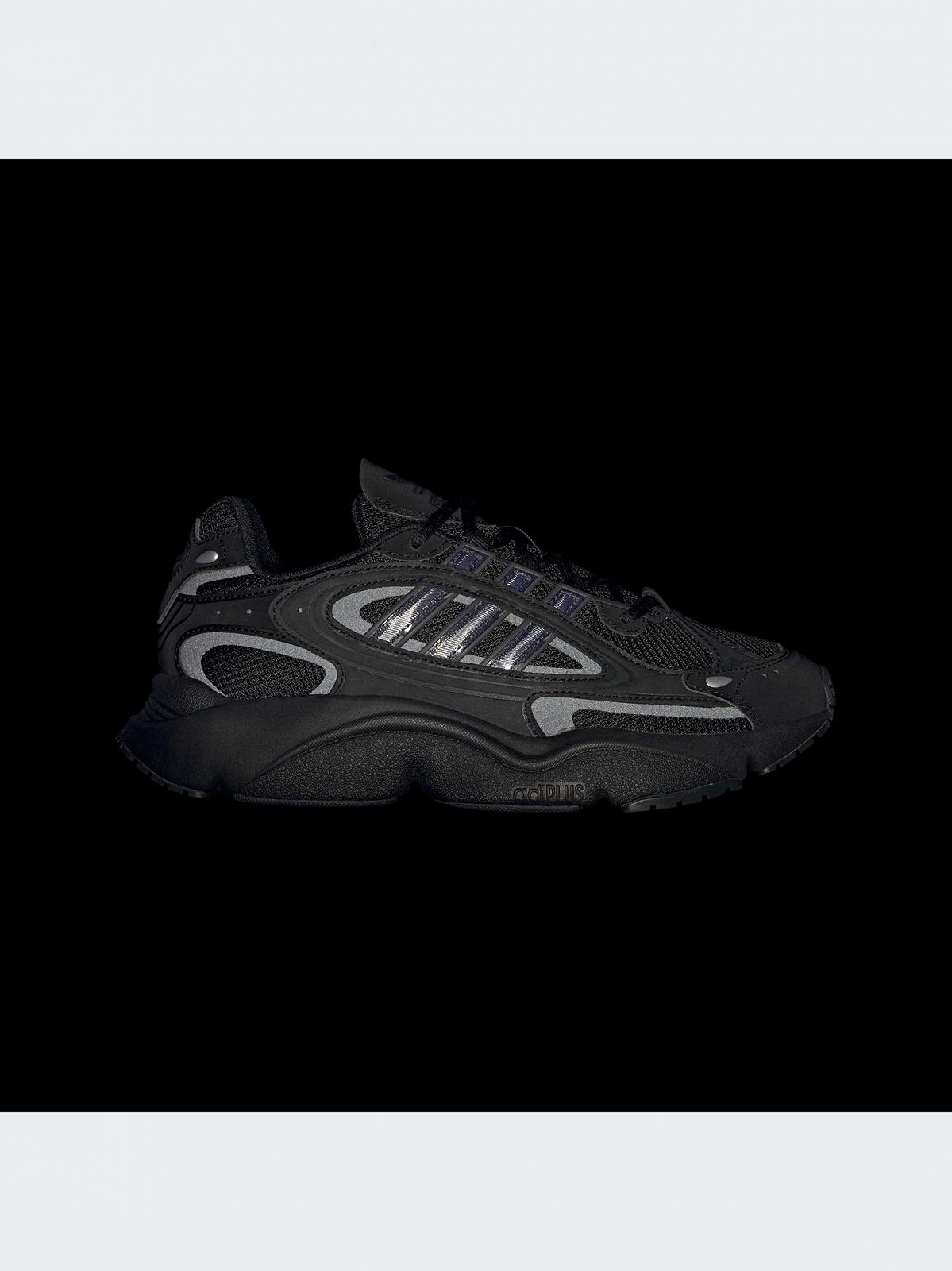Кросівки Adidas OZMILLEN 44, фото №2