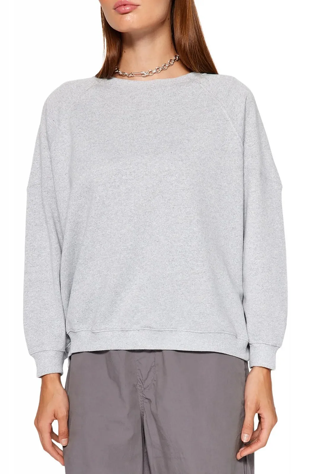 Женский свитшот TRENDYOL Oversize, однотонный, с круглым вырезом, фото №4 Женский свитшот TRENDYOL Oversize, однотонный, с круглым вырезом, фото №4