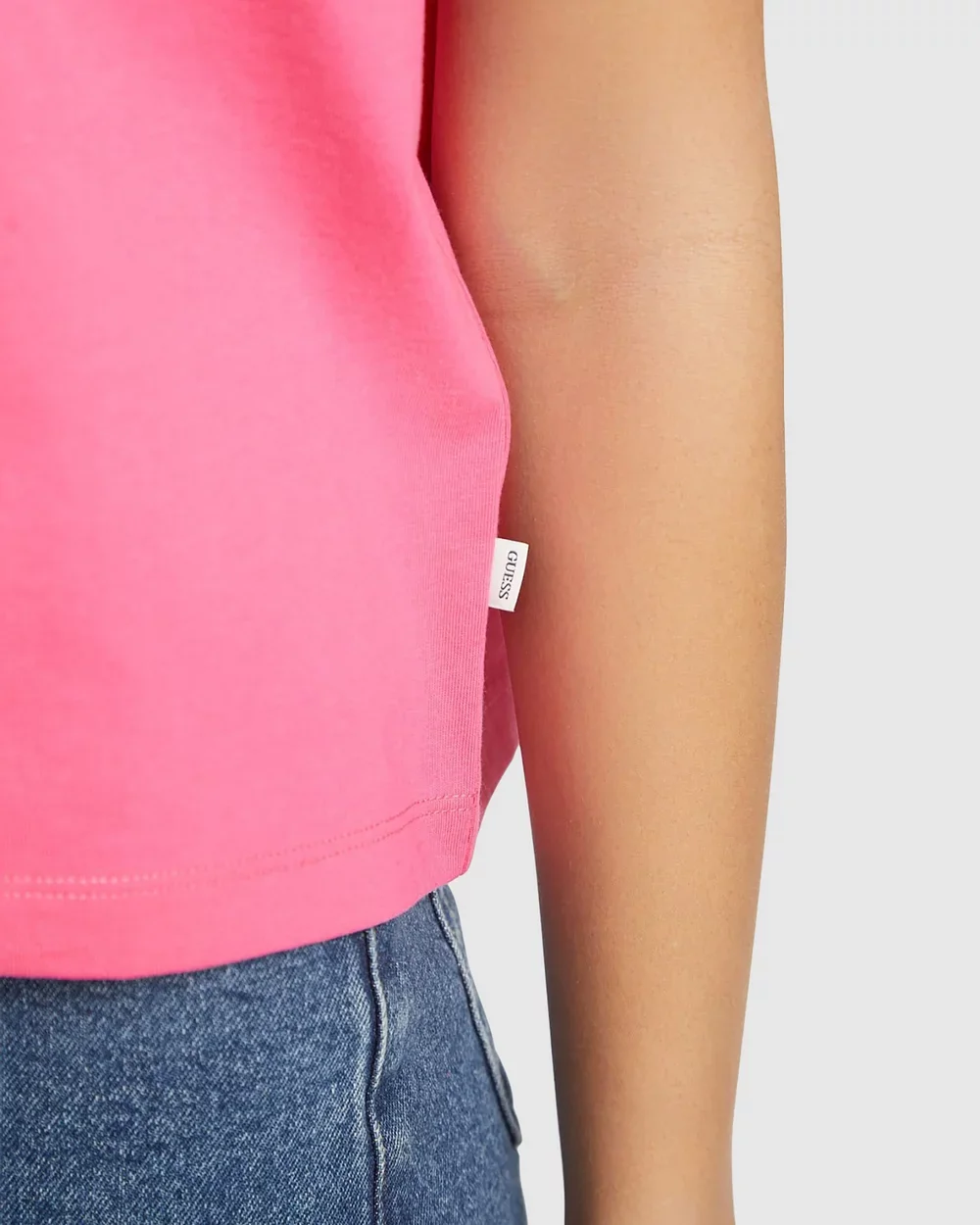 Женская футболка GUESS JEANS / Ярко-розовая / Размер S, фото №5