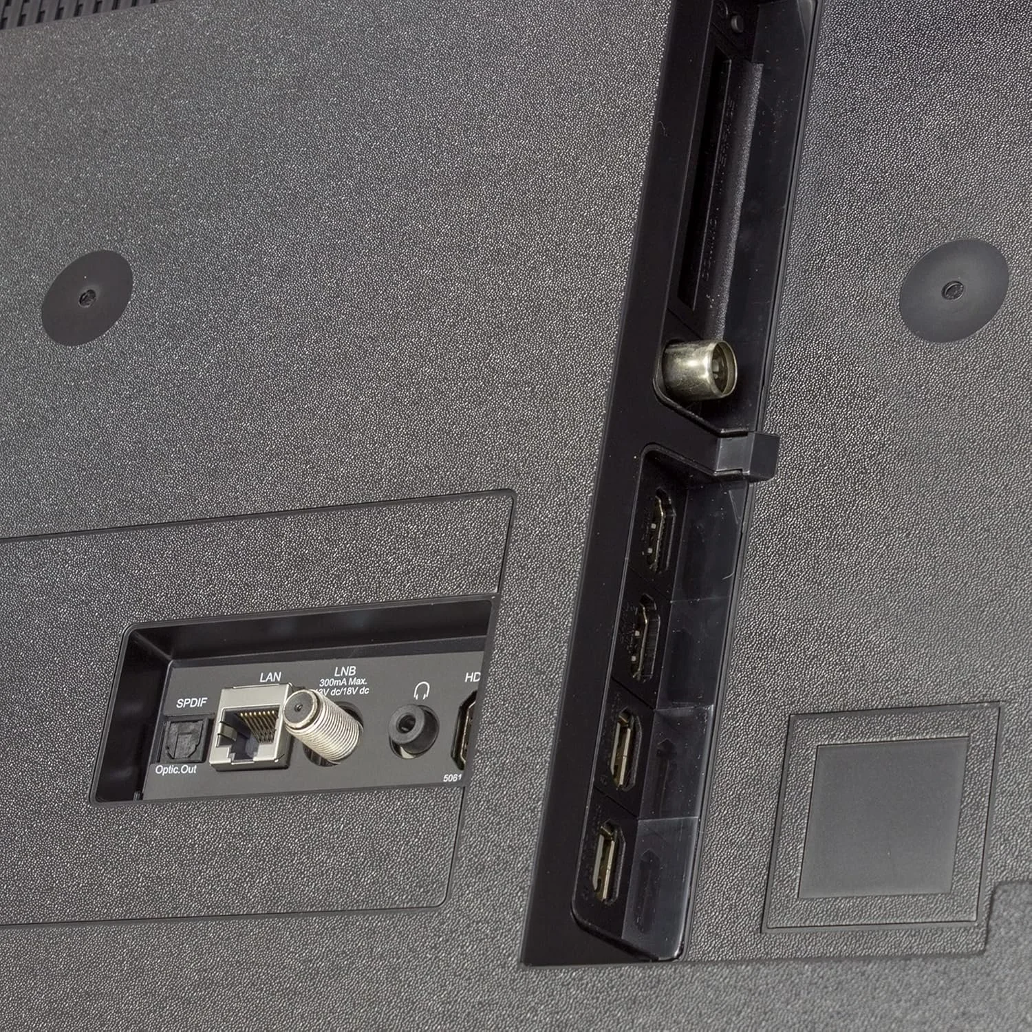 Телевізор 43" Telefunken QU43K800 / 4К / 60 Гц / QLED / Smart TV / Wi-Fi / Bluetooth / T2, фото №4