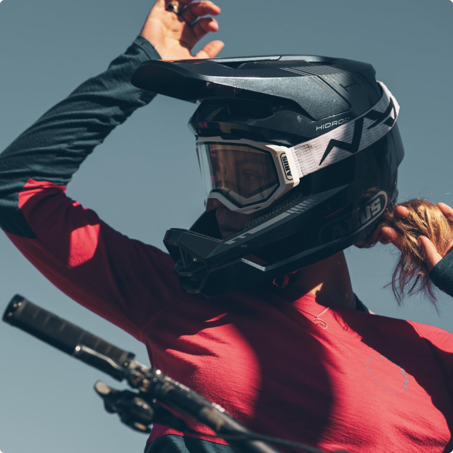 Шлем Downhill ABUS HiDrop с полной лицевой частью, сертифицированный ASTM, с внешней оболочкой из ABS для MTB: Downhill, Enduro и Bikepark - для взрослых и молодежи, фото №6