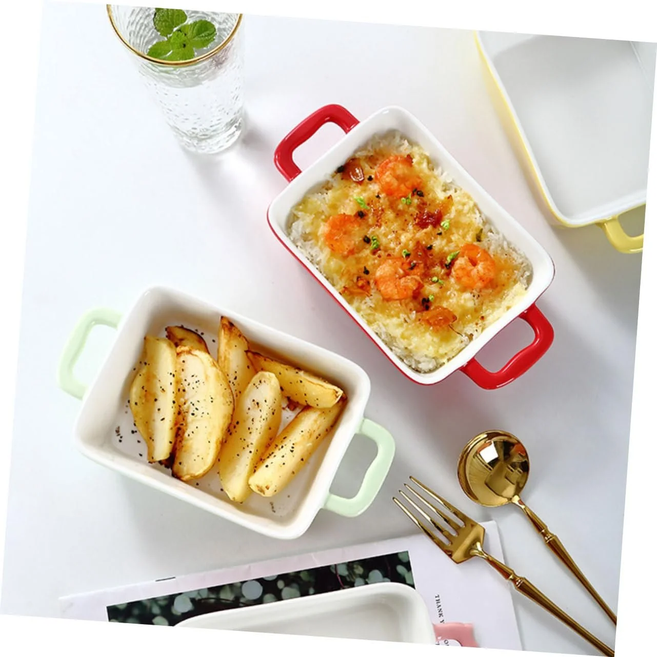 Керамическая форма для запекания с ручками для микроволновой печи и духовки термостойкая, фото №4 Керамическая форма для запекания с ручками для микроволновой печи и духовки термостойкая, фото №4