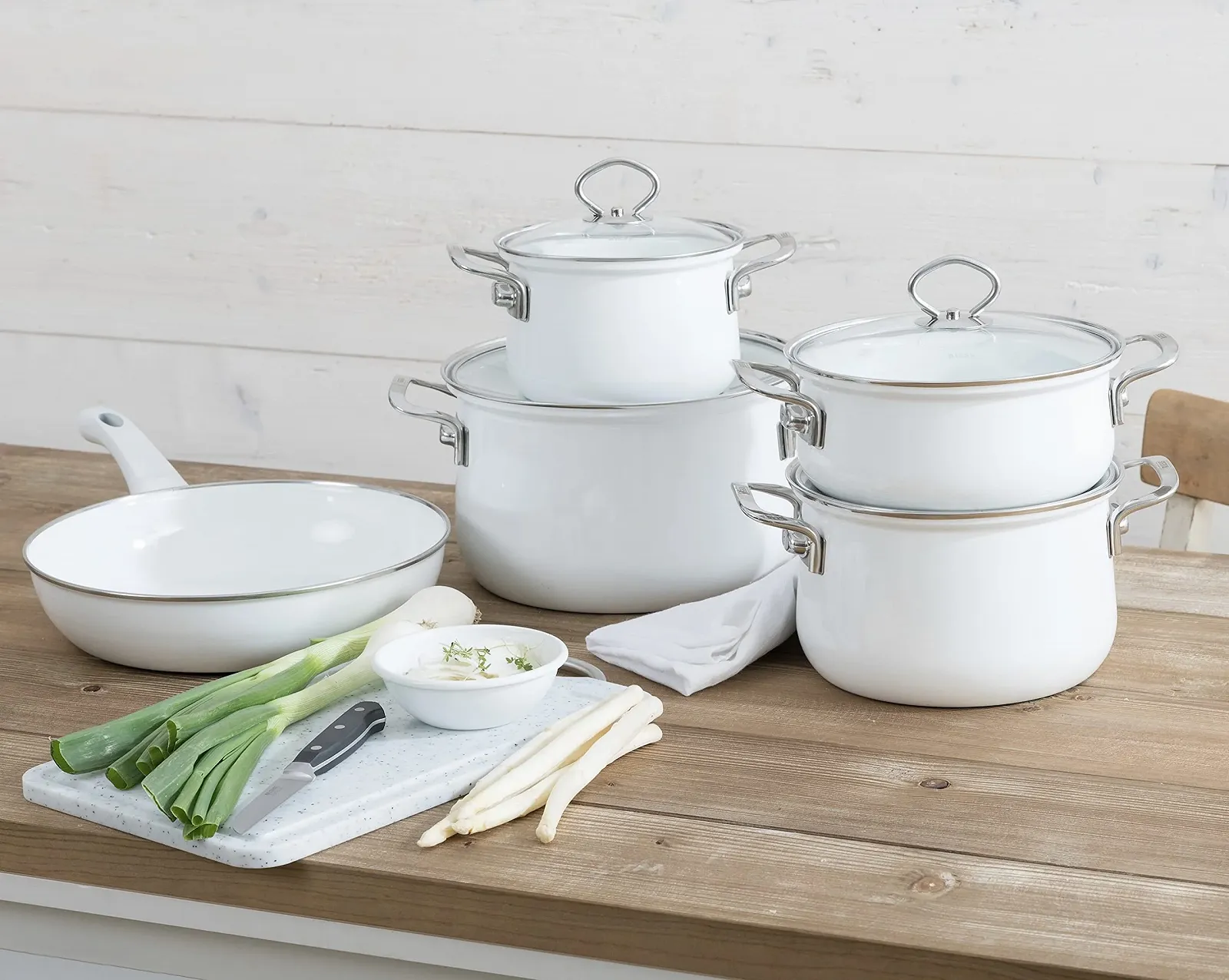 Кастрюля Riess NOUVELLE 0655-033 со стеклянной крышкой 16 см 8 см 1 л эмалированная индукционная Arctic White, фото №2