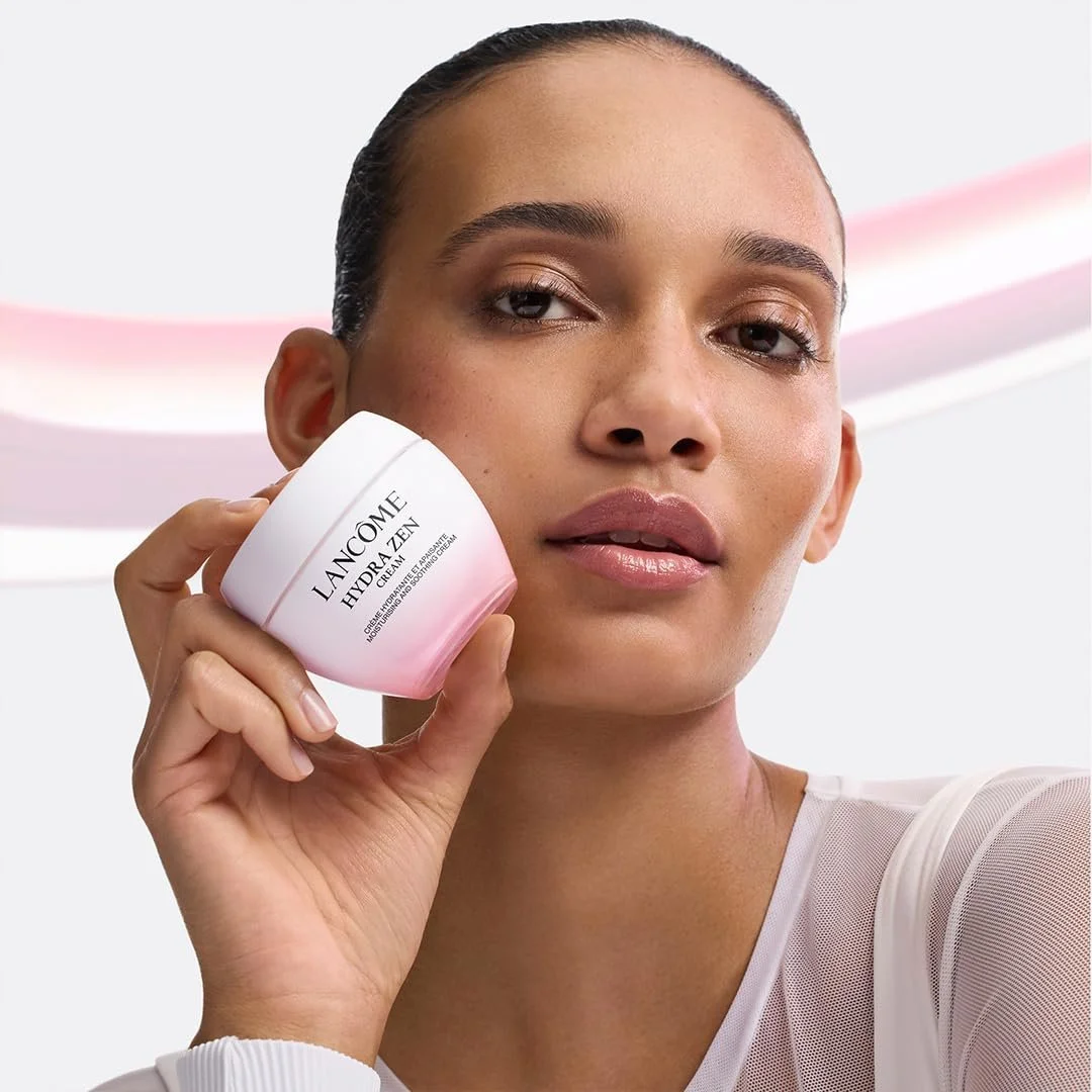 Денний крем Lancôme Hydra Zen заспокійливий зволожуючий 48 годин для всіх типів шкіри, фото №4 Денний крем Lancôme Hydra Zen заспокійливий зволожуючий 48 годин для всіх типів шкіри, фото №4
