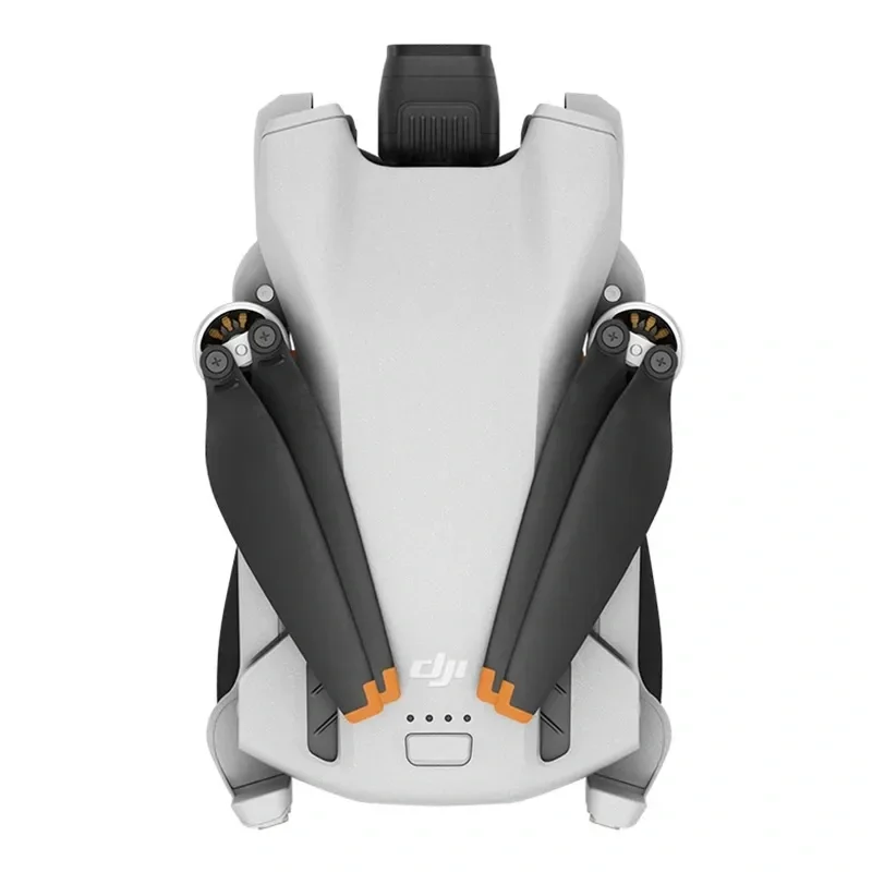 Квадрокоптер DJI Mini 3 / 4K HDR / 38 мин полета / Вертикальная съемка / До 249 г, фото №9 Квадрокоптер DJI Mini 3 / 4K HDR / 38 мин полета / Вертикальная съемка / До 249 г, фото №9