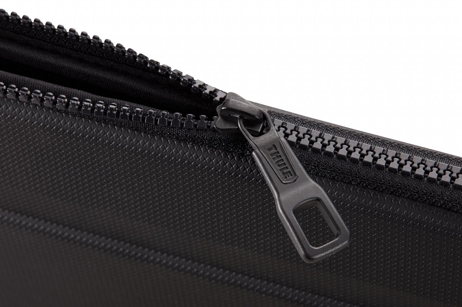 Чохол Thule Gauntlet MacBook Pro Sleeve 16" black TH 3204523, фото №6