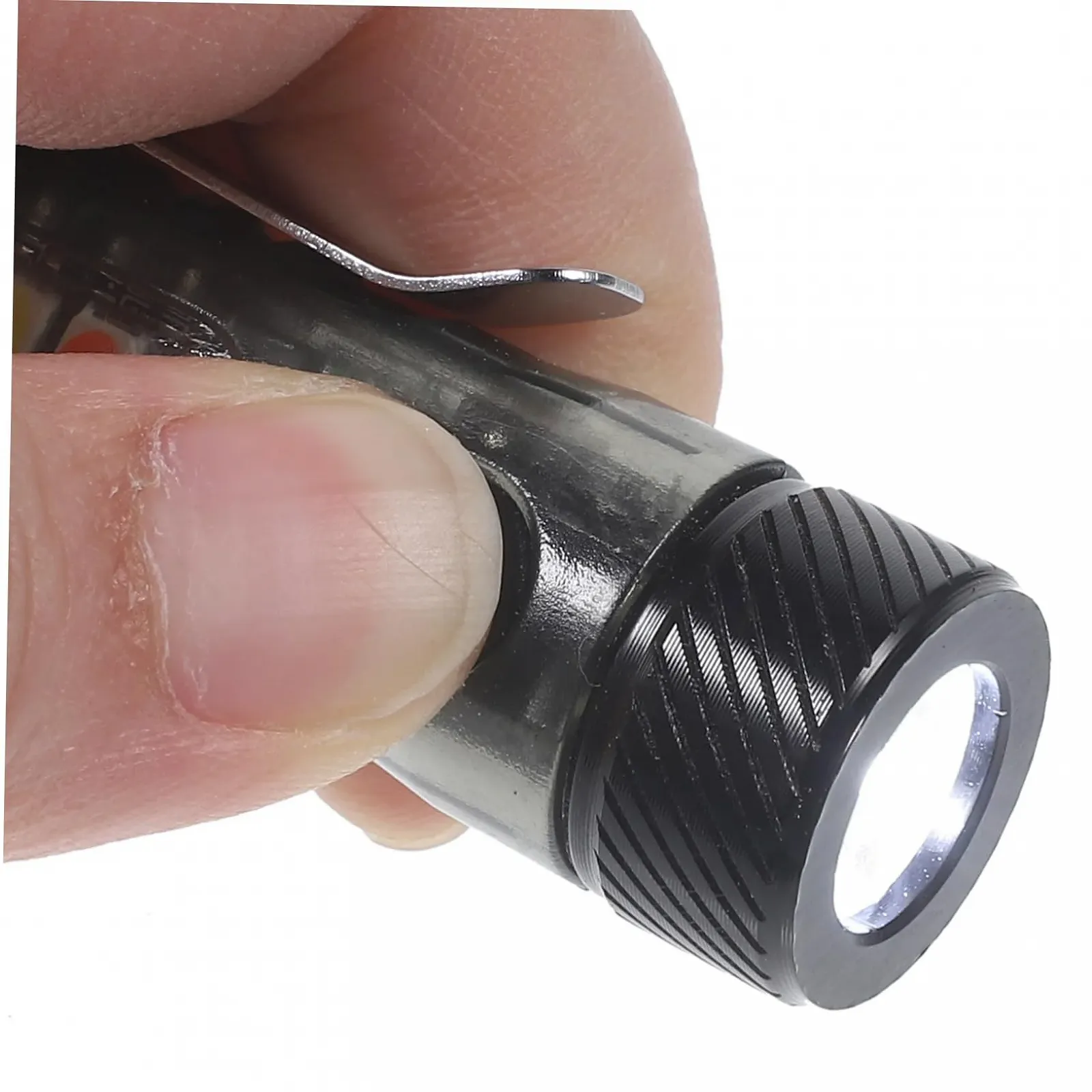 Фонарик-подвеска OSALADI, мини-фонарик, перезаряжаемый через USB, компактный для использования на открытом воздухе, фото №7 Фонарик-подвеска OSALADI, мини-фонарик, перезаряжаемый через USB, компактный для использования на открытом воздухе, фото №7