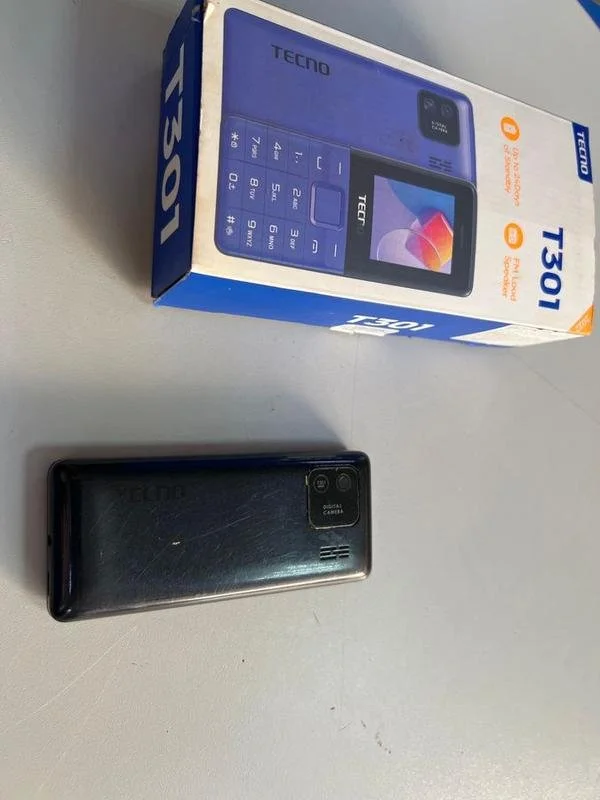 Мобильный телефон Tecno t301 black, фото №4