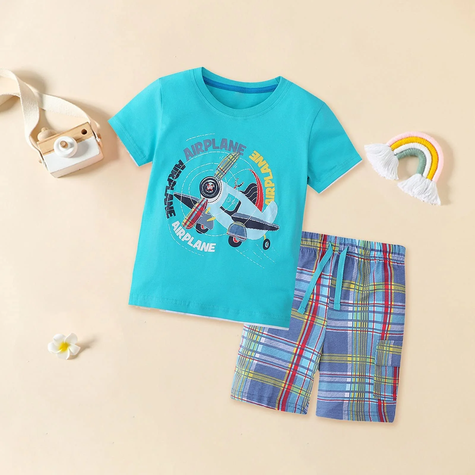 Летний комплект одежды для мальчиков Футболка и шорты, фото №2 Летний комплект одежды для мальчиков Футболка и шорты, фото №2