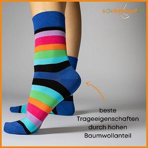 Жіночі шкарпетки в смужку, різнокольорові synthetic.ua - Фото 1