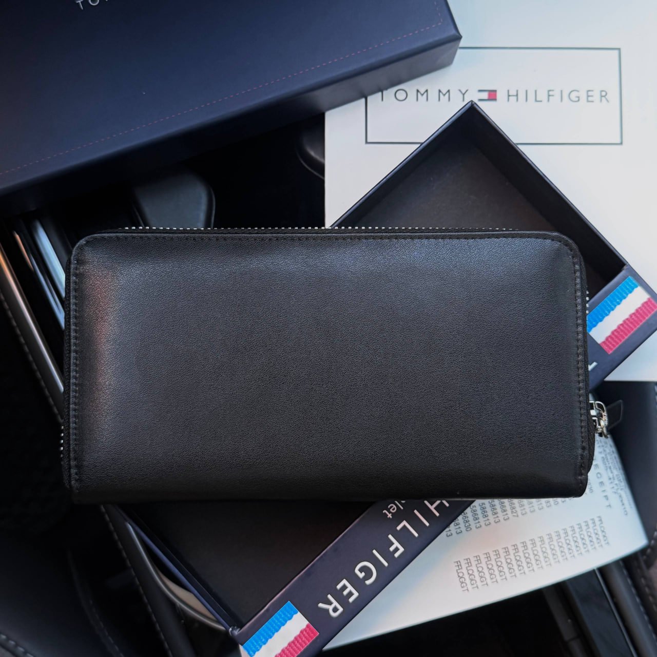 Чоловічий шкіряний гаманець на блискавці Tommy Hilfiger Томмі Хілфігер, фото №9 Чоловічий шкіряний гаманець на блискавці Tommy Hilfiger Томмі Хілфігер, фото №9