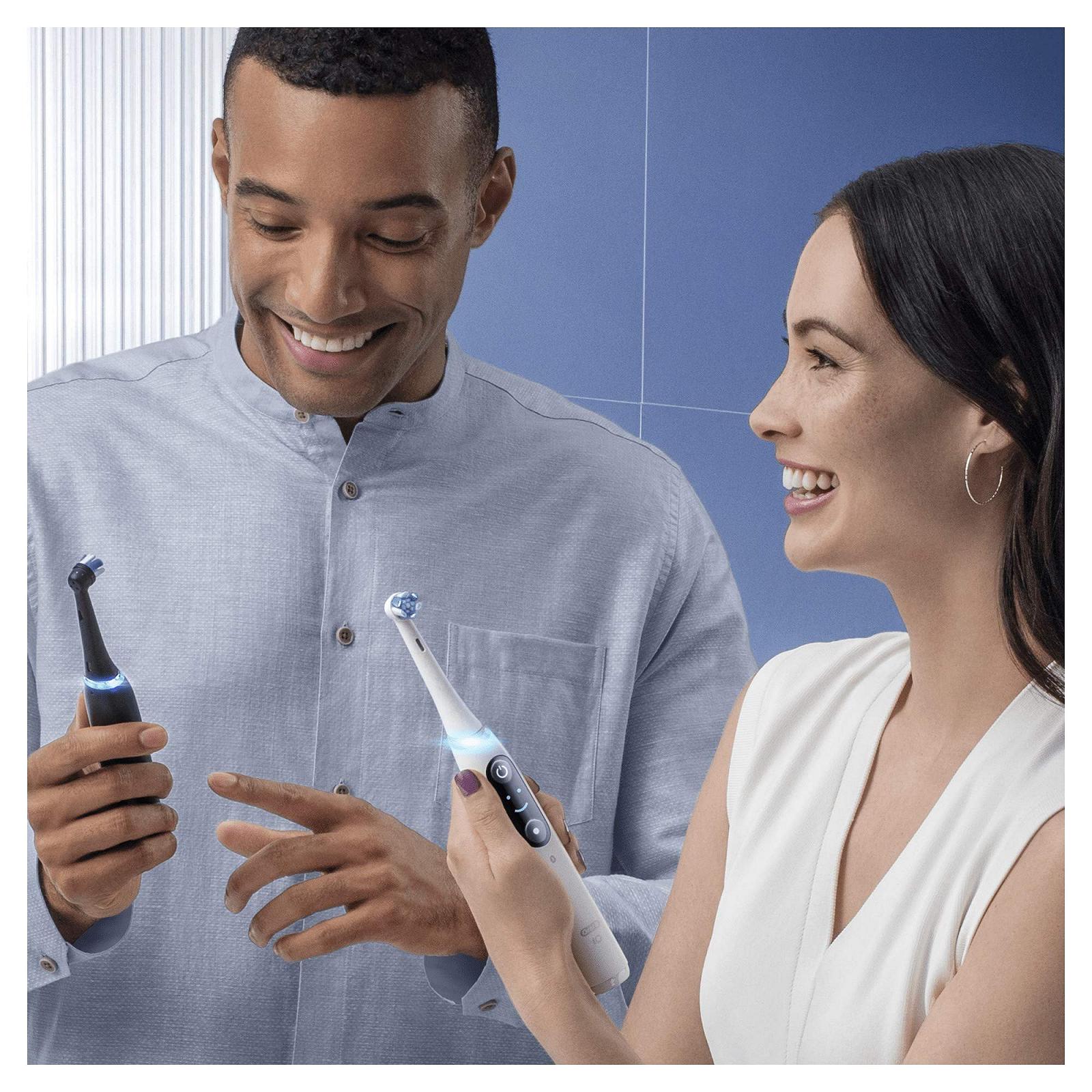 Электрическая зубная щетка Oral-B iO 8, 2 шт., белая/фиолетовая, фото №7