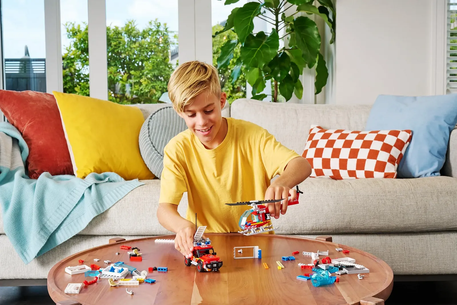 Игровой набор конструктора Пожарная Спасательная Операция MAX Adventure (245 деталей) для детей от 5 лет. Создание транспортных средств и многое другое. Совместим с основными брендами, фото №6 Игровой набор конструктора Пожарная Спасательная Операция MAX Adventure (245 деталей) для детей от 5 лет. Создание транспортных средств и многое другое. Совместим с основными брендами, фото №6