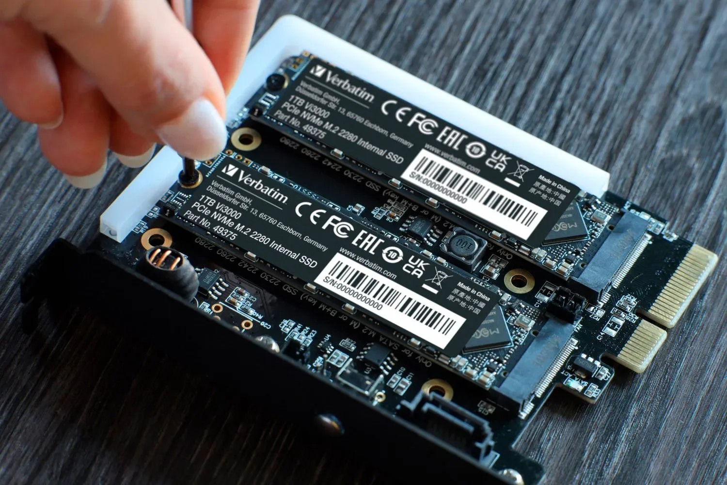 SSD-накопичувач Verbatim Vi3000 1TB M.2 2280 NVMe PCIe Gen3 x4 / 3D TLC / 3100 MB/s / 2200 MB/s, фото №4 SSD-накопичувач Verbatim Vi3000 1TB M.2 2280 NVMe PCIe Gen3 x4 / 3D TLC / 3100 MB/s / 2200 MB/s, фото №4