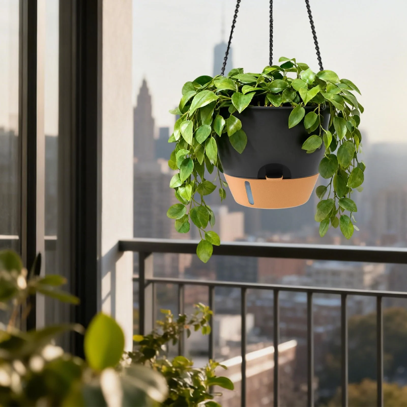 Підвісні горщики з автополивом Пластикові з ланцюжком Чорні Набір з 2 шт., фото №7 Підвісні горщики з автополивом Пластикові з ланцюжком Чорні Набір з 2 шт., фото №7