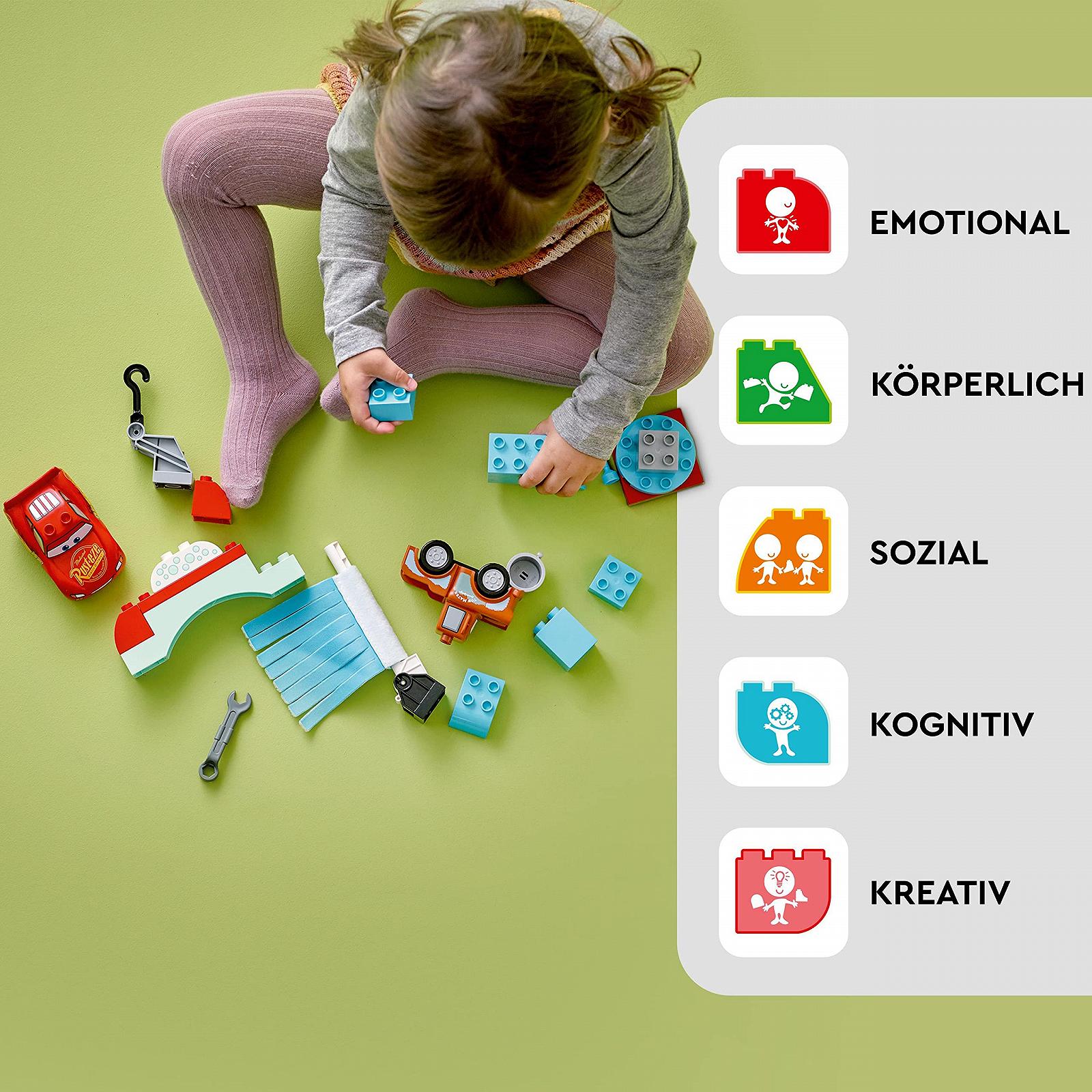 Конструктор DUPLO Disney Lightning McQueen und Mater in der Waschanlage, фото №3 Конструктор DUPLO Disney Lightning McQueen und Mater in der Waschanlage, фото №3