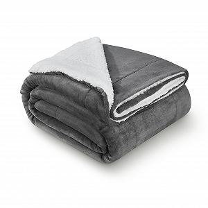 Одеяло Juskys Флисовое 150 x 200 см с шерпой Пушистое, теплое, моющееся Одеяло для кровати и дивана Покрывало, уютное одеяло темно-серое - Фото 1