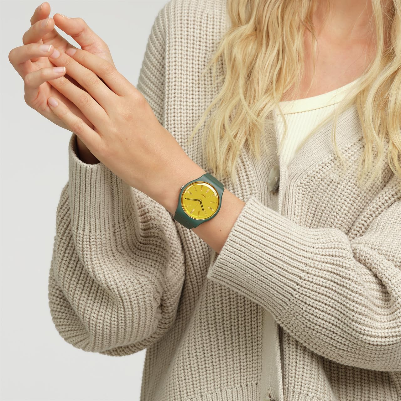 Часы Swatch SO29G103 Casual Essentials Зелёный, фото №5 Часы Swatch SO29G103 Casual Essentials Зелёный, фото №5