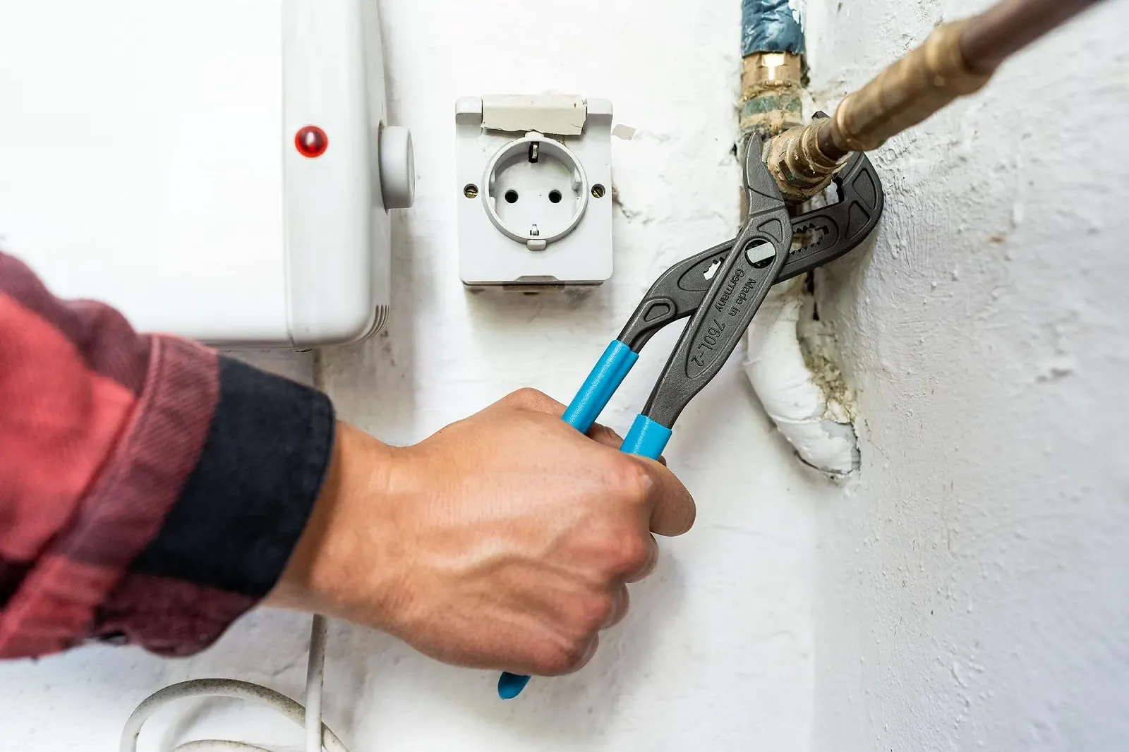 Набор плоскогубцев HAZET 163-257/4, 4 шт., универсальные плоскогубцы с быстрой регулировкой, боковые кусачки 180 мм, плоскогубцы с игольчатыми носами 45 градусов, комбинированные плоскогубцы с закаленной режущей кромкой, фото №3