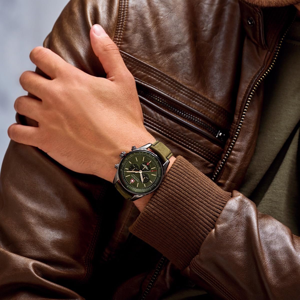 Чоловічий годинник Swiss Military Hanowa Afterburn Chrono з ремінцем з натуральної шкіри або металевим ремінцем, дата, сапфірове скло, фото №3