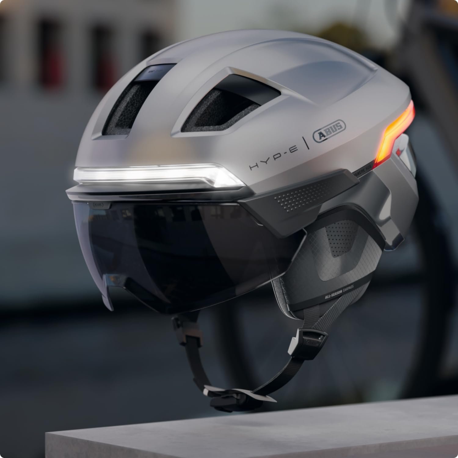 Велосипедний шолом ABUS HYP-E ACE з передньою фарою, задньою фарою та миготливим світлом з козирком та навушниками Також підходить для E-Bike та S-Pedelec для чоловіків та жінок Розмір S, сірий, фото №6