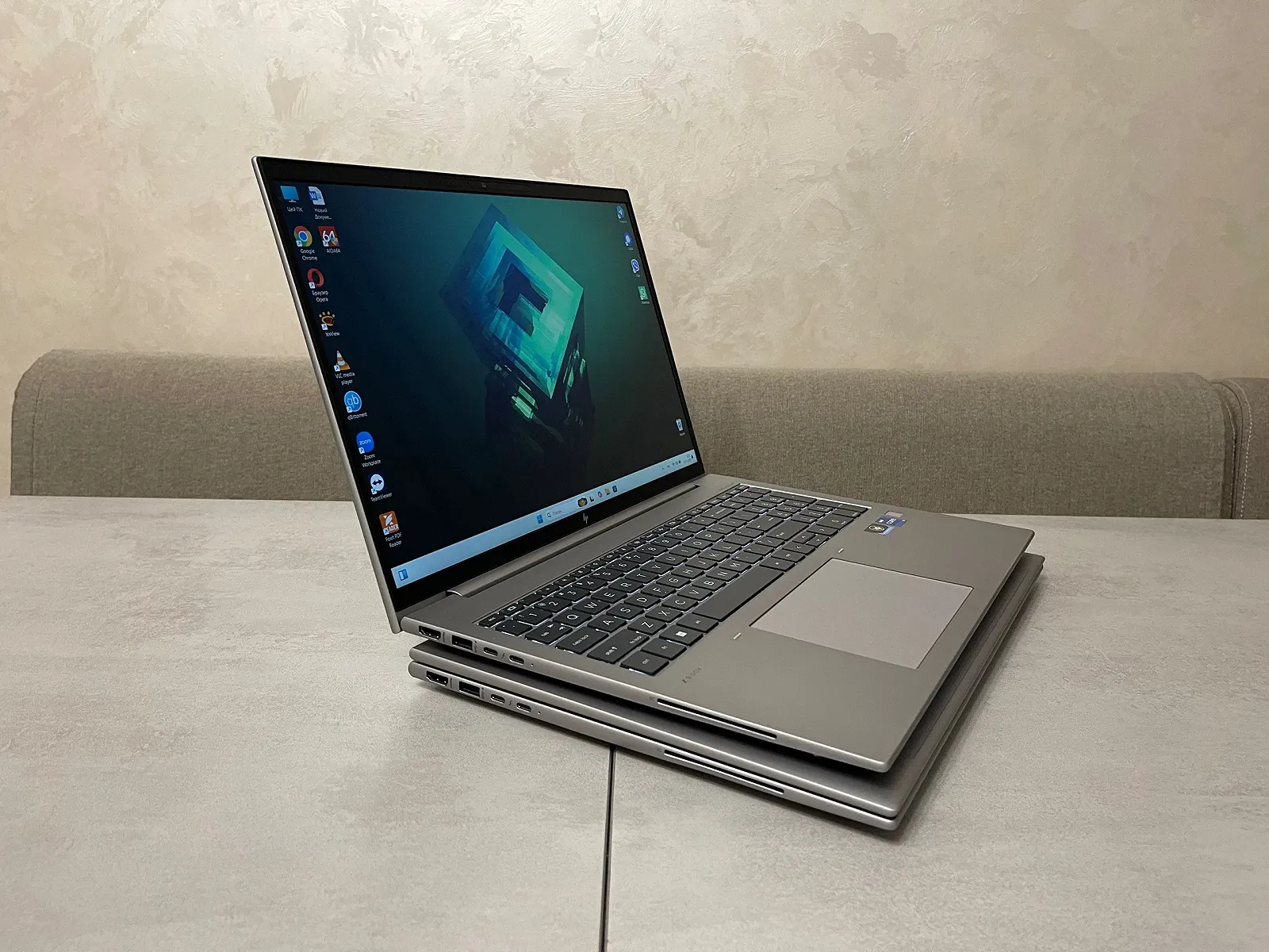 Ультрабук HP Zbook FireFly 16 G9, 16" сенсор, i7-1260P, 32GB, 512GB, фото №3 Ультрабук HP Zbook FireFly 16 G9, 16" сенсор, i7-1260P, 32GB, 512GB, фото №3