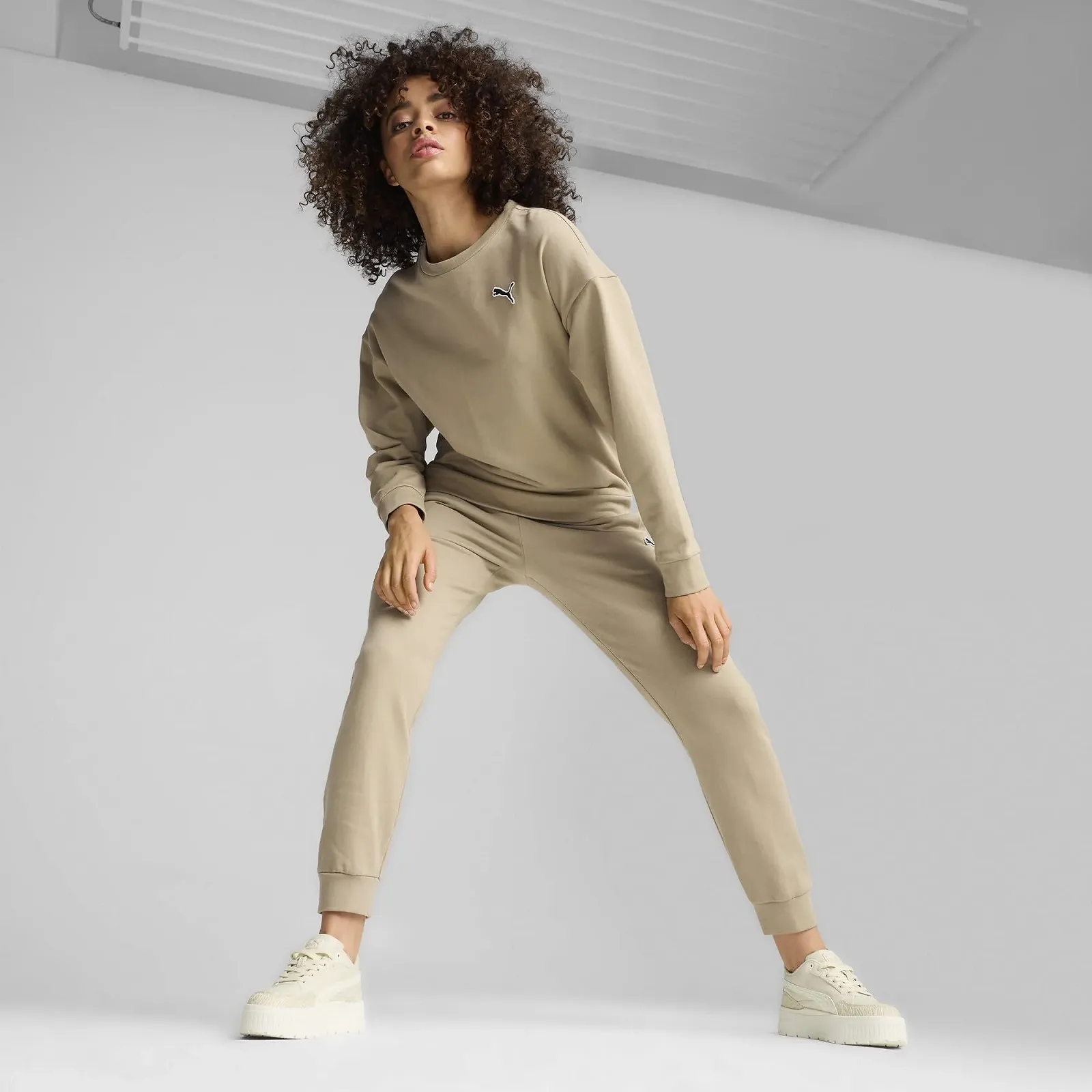 Женская Толстовка PUMA Better Essentials Crew FL (1 шт. в упаковке), фото №5