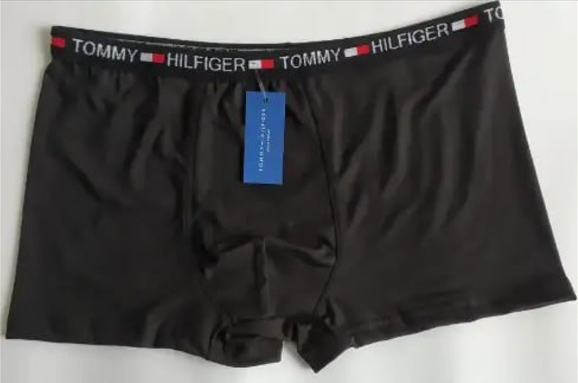Чоловічі чорні труси боксери Tommy Hilfiger, фото №1 Чоловічі чорні труси боксери Tommy Hilfiger, фото №1