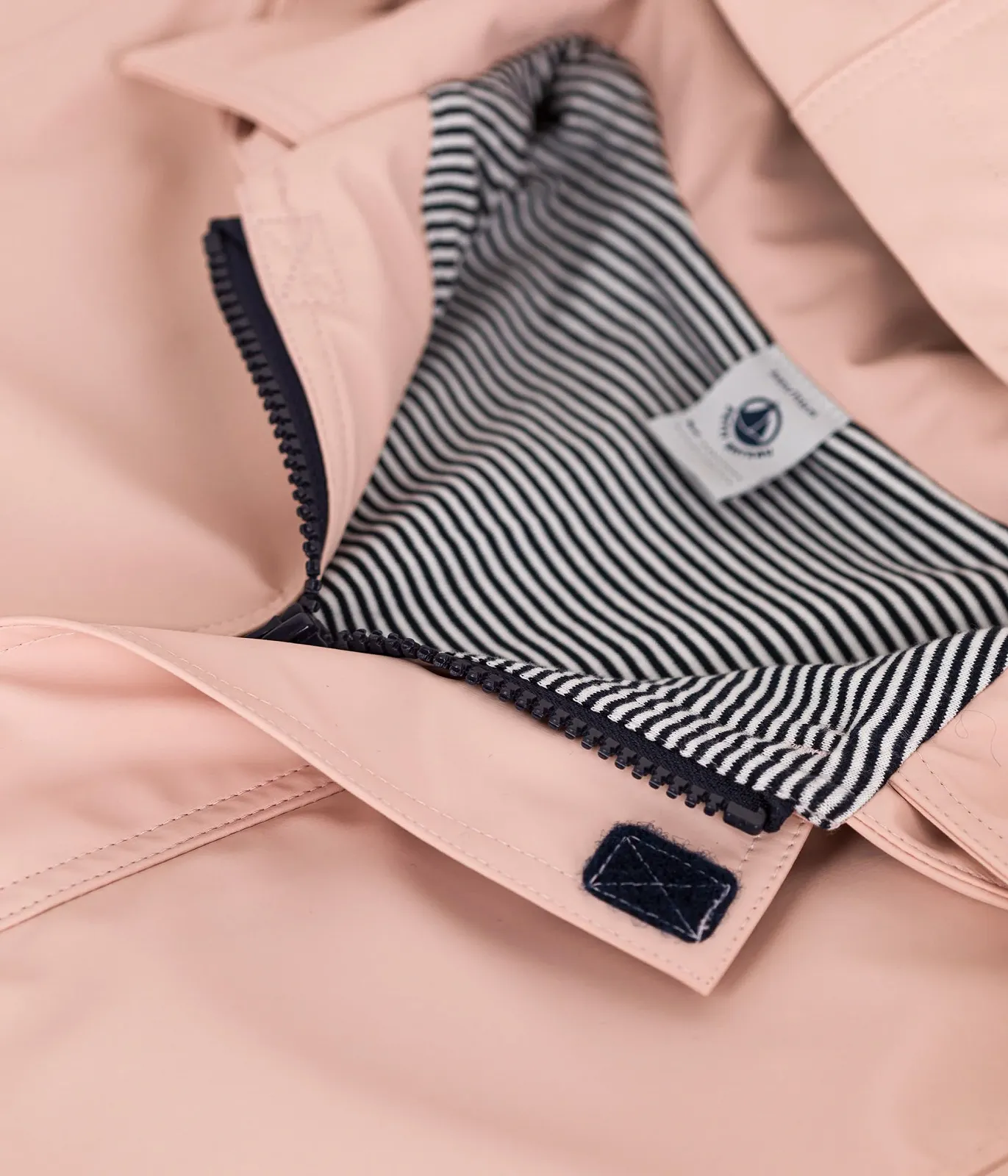 Куртка Petit Bateau Wax для девочек, фото №4 Куртка Petit Bateau Wax для девочек, фото №4