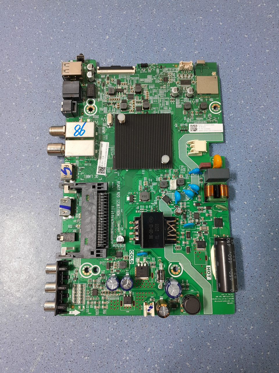 Плата для телевизора Hisense 32A35EEVS RSAG7.820.12367, фото №7