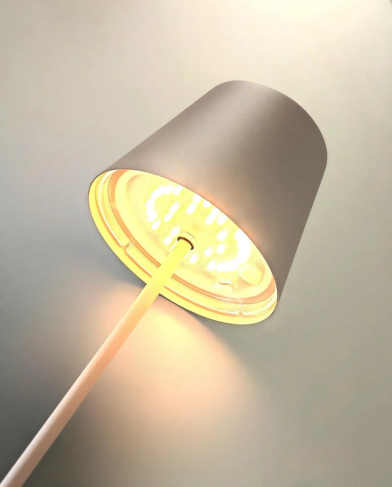 Настільна лампа Trango 2017-03CC Wireless LED Акумуляторна Сенсорна 3 Вт 2700 K IP44 Бежева, фото №7