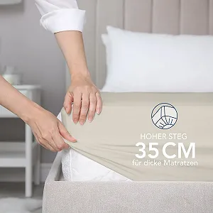 Простынь на резинке Dreamzie 180 x 200 см, карман глубиной 35 см, 100% микрофибра, бежевый synthetic.ua - Фото 1