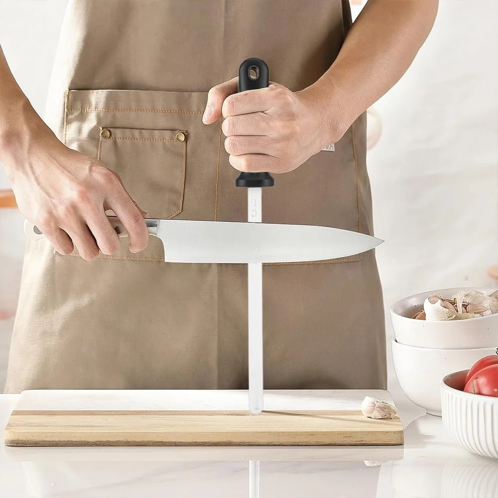 Керамічний мусат для заточування ножів Diamond Carbon Professional з направляючими кута та ударостійким ковпачком, фото №2