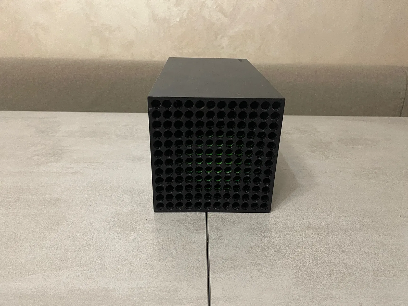 Ігрова консоль Microsoft Xbox Series X, 4K, 1TB, 16GB, AMD Zen 2 - Не видає зображення, фото №4 Ігрова консоль Microsoft Xbox Series X, 4K, 1TB, 16GB, AMD Zen 2 - Не видає зображення, фото №4