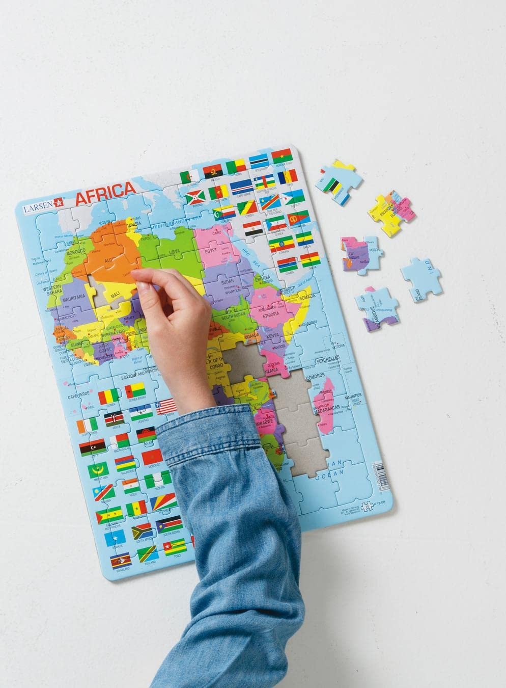 Пазл Larsen K13 Afrika Politische Karte 70 елементів Рамочний без коробки, фото №4 Пазл Larsen K13 Afrika Politische Karte 70 елементів Рамочний без коробки, фото №4