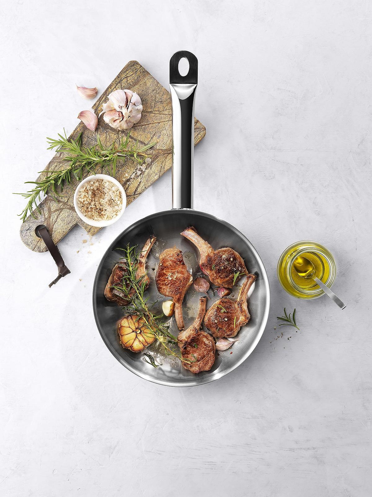 Сковорідка ZWILLING TrueFlow 28 см Non-Stick Induction Нержавіюча сталь Сріблястий/Чорний, фото №3