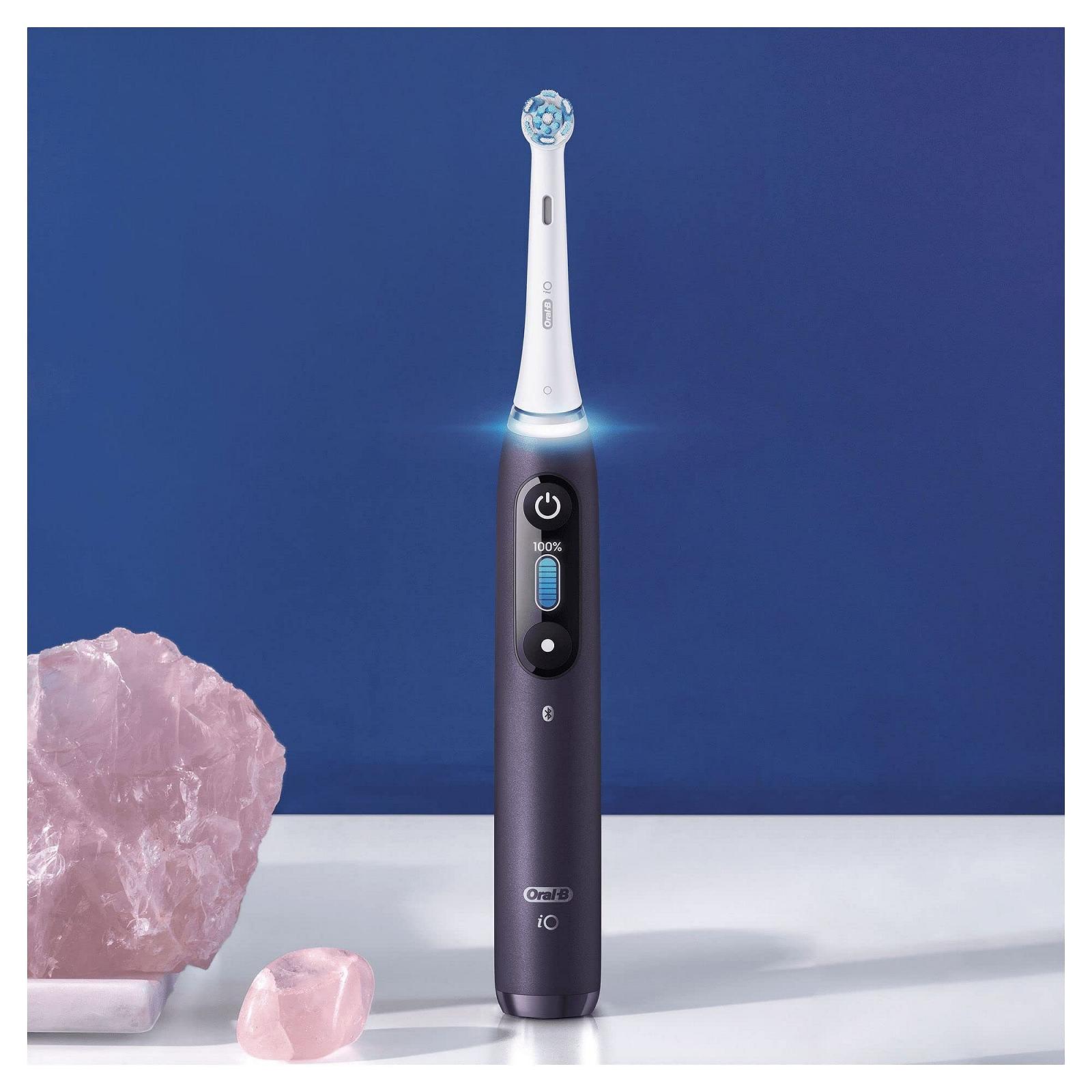 Электрическая зубная щетка Oral-B Pro iO 8 Фиолетовый, фото №9