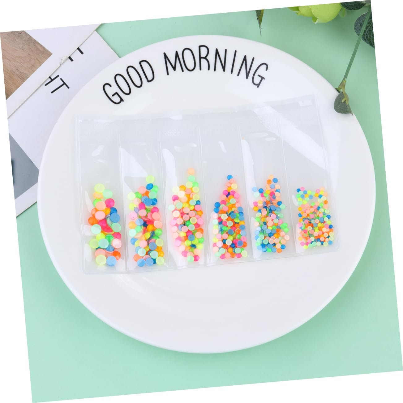 Стразы для ногтей Веер 850 шт. Набор Маникюрные смешанные светящиеся в темноте украшения для нейл-арта, фото №7