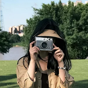 Набор аксессуаров Rieibi для Fujifilm Instax Mini Evo Case & Screen Protector Bundle synthetic.ua - Фото 1