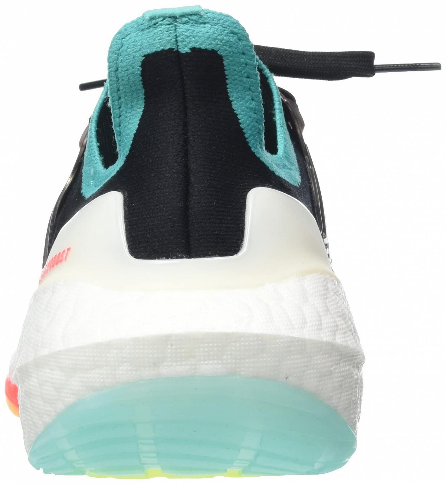 Кроссовки Adidas Ultraboost 22 для мужчин, фото №3